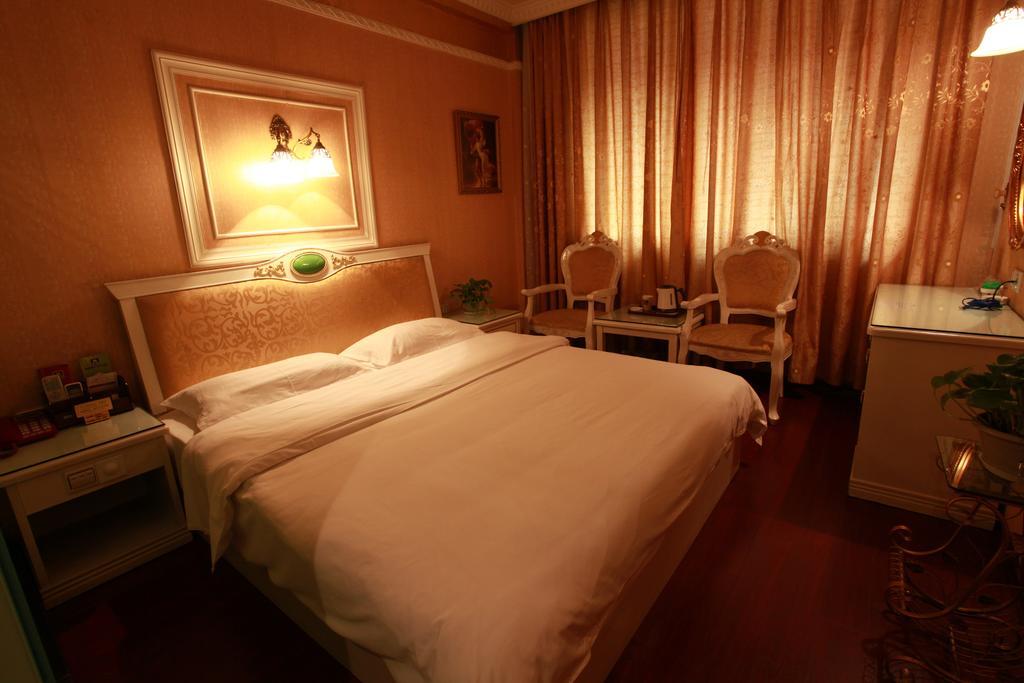 Chengdu Jiali Hotel Chunxi Branch חדר תמונה